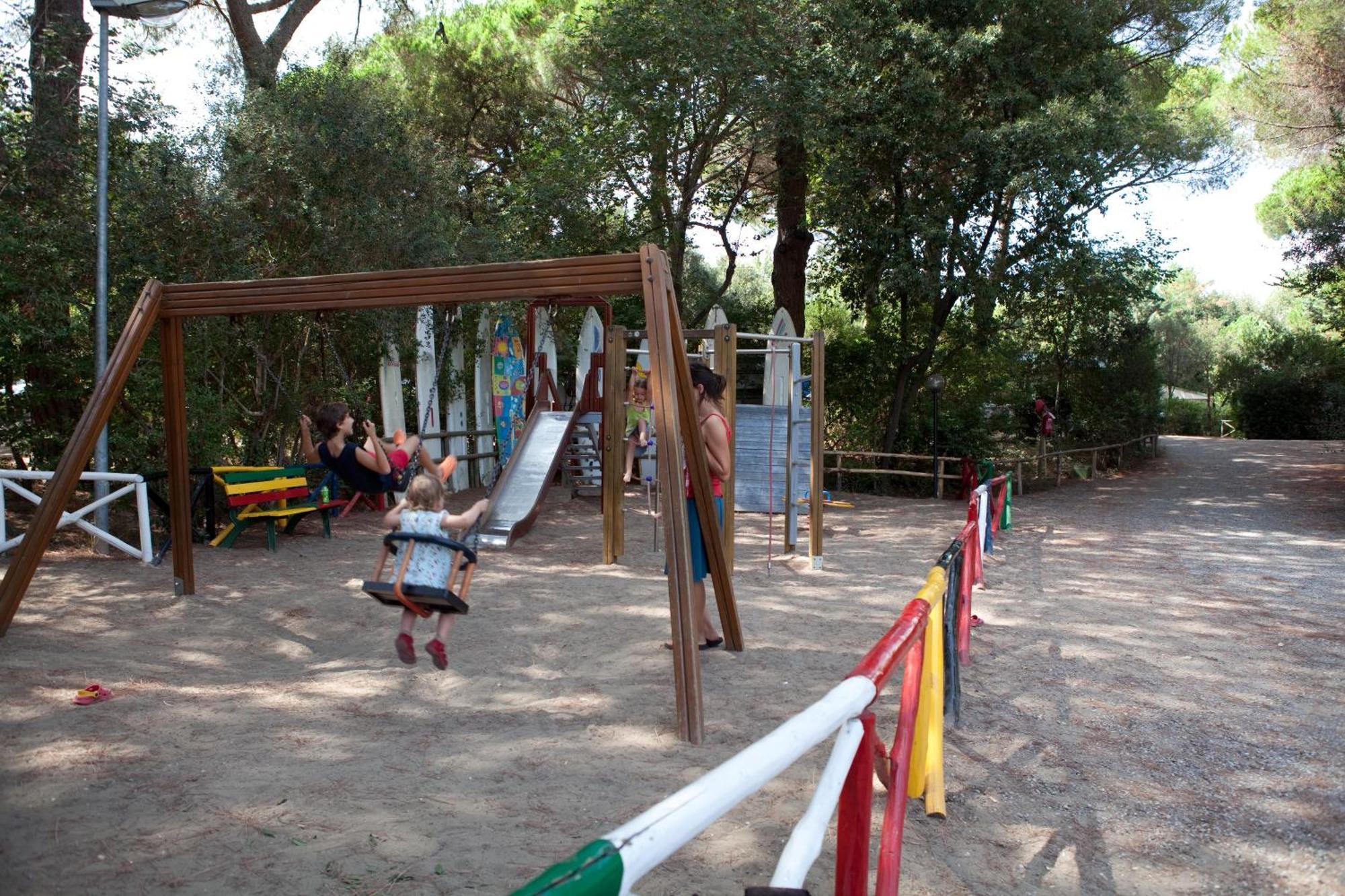 Camping Maremma Sans Souci Hotel Castiglione della Pescaia Bagian luar foto